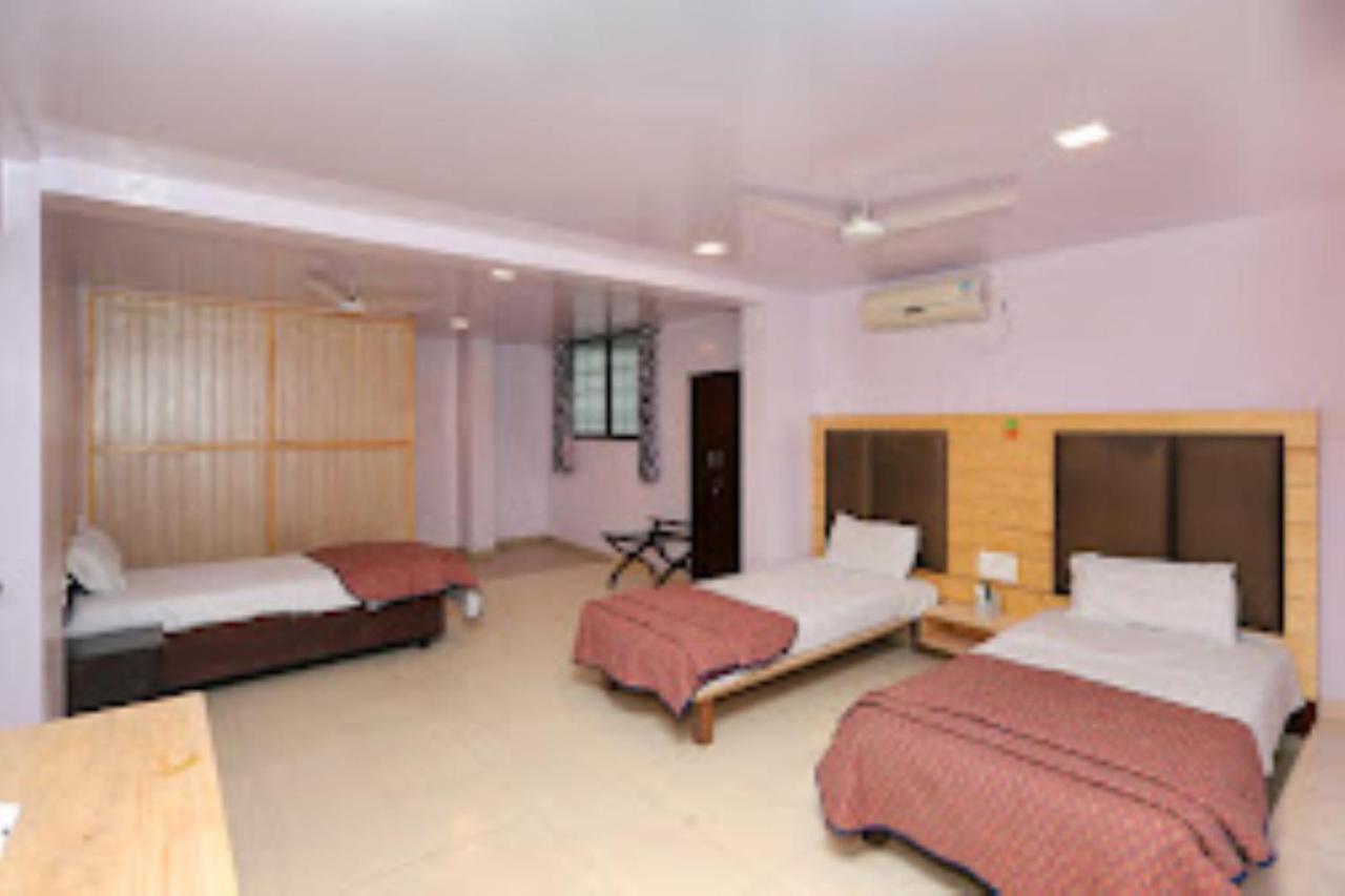 Asian International Hotel, Sangli Exterior photo